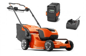 Tondeuse HUSQVARNA LC 347 iVX avec une batterie 40-B140 et avec un chargeur 40-C80
